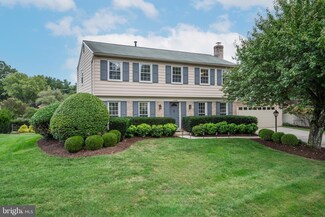 11449 Beechgrove Ln, Potomac, MD 20854