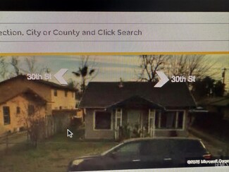 621 30th St, Bakersfield, CA 93301