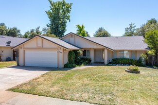 3356 Oak Haven Ct, Redding, CA 96002
