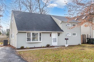 19 David Ct, Colonia, NJ 07067