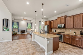 3536 Treetop Dr, Euless, TX 76040