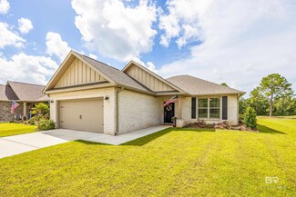 10004 Lakeview Dr, Foley, AL 36535