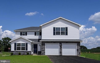 305 Jasmine Dr, Lebanon, PA 17042