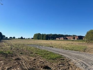 1162 Payne Rd, Portland, TN 37148
