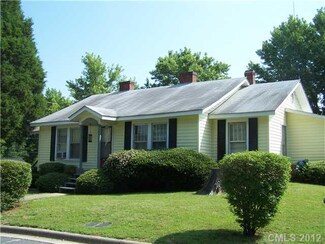 212 W 1st St, Landis, NC 28088