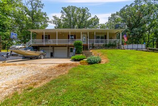 1272 County Road 2901, Higbee, MO 65257