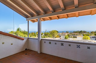 1809 Cliff Dr Unit 3, Santa Barbara, CA 93109