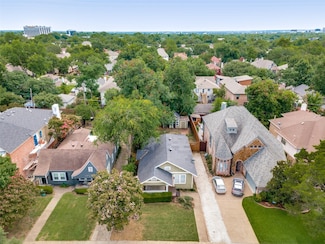 6226 Lakeshore Dr, Dallas, TX 75214