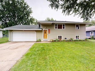 11549 Terrace Rd NE, Minneapolis, MN 55434
