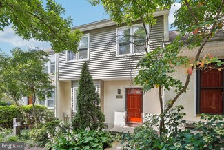 3202 Eaton Ct, Chester Springs, PA 19425
