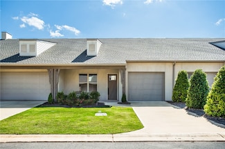 3094 Crestmont Ct, Opelika, AL 36801