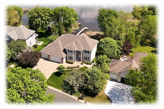 8644 Terraceview Ln N, Osseo, MN 55311