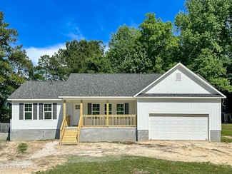 229 Spring Dr, Jacksonville, NC 28540