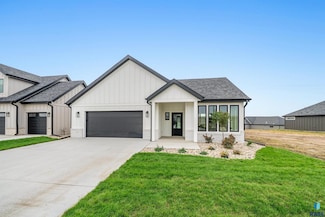 5917 E Rush St, Sioux Falls, SD 57110