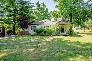 404 Cannonbury Dr, Saint Louis, MO 63119