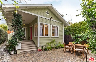 8865 Cynthia St, West Hollywood, CA 90069