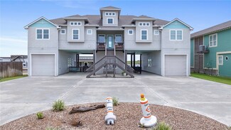 2719 Stella St, Port O'Connor, TX 77982