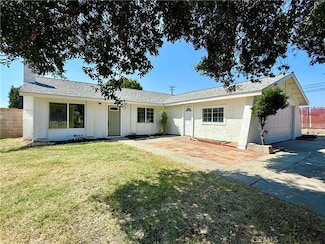 7702 Newport Ct, Fontana, CA 92336