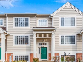 435 Cary Woods Cir, Cary, IL 60013