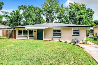 2407 Greenleaf Dr, Orlando, FL 32810