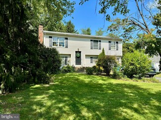 43 Linden Ln, Plainsboro, NJ 08536