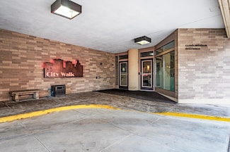 66 9th St E Unit 1806, Saint Paul, MN 55101