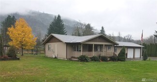 767 W Main St, Morton, WA 98356