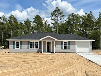 521 Church Cir, Jesup, GA 31545