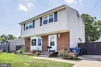 741 W 12th St, New Castle, DE 19720