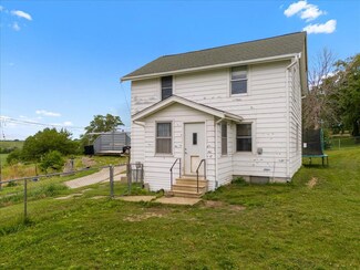 1435 200th St, Red Oak, IA 51566