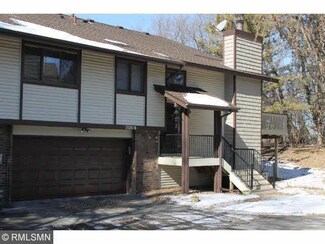 3126 3126 Farnum Dr, Eagan, MN 55121