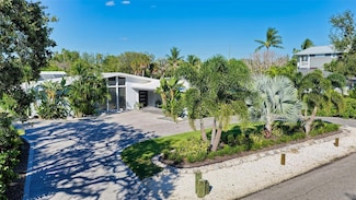 619 Buttonwood Dr, Longboat Key, FL 34228