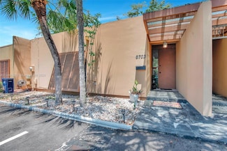 6703 Kingsmoor Way, Hialeah, FL 33014