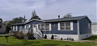 5411 Misty Meadows Dr, Chincoteague Island, VA 23336