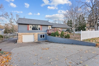 10633 Russell Ave S, Minneapolis, MN 55431