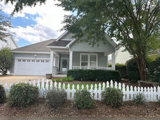 604 Orchard Cir, Dothan, AL 36305