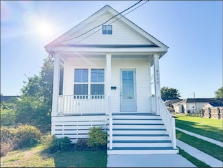 3720 Buchanan St, New Orleans, LA 70122