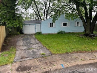 1413 Orkney Ct, South Bend, IN 46614