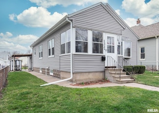 132 N Elmwood Ave, Davenport, IA 52802