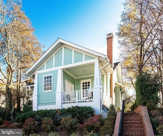 302 Rucker Place, Alexandria, VA 22301