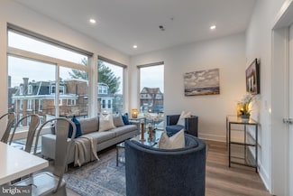 5545 Pulaski Ave Unit 208, Philadelphia, PA 19144