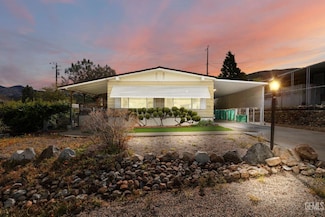 239 Lake Dr, Bodfish, CA 93205