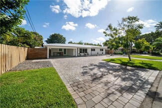 4450 NE 17th Ave, Oakland Park, FL 33334