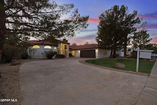 4529 Willow Dr W, El Paso, TX 79922