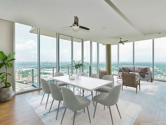 610 E Market St Unit 3118, San Antonio, TX 78205