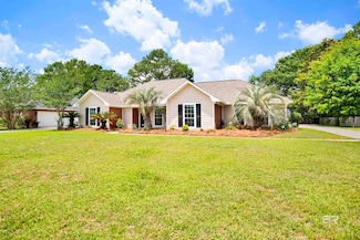 9825 Fairway Dr, Foley, AL 36535