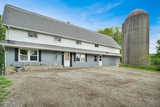 3943 Lovers Ln, Slinger, WI 53086