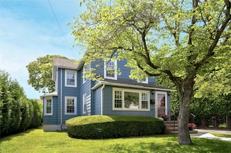 10 Cross St, Port Washington, NY 11050