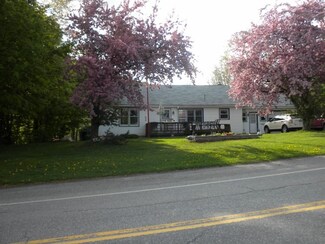 942 Main St, Albany, VT 05820