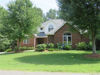 125 Twin Lake Dr, Shelby, NC 28152